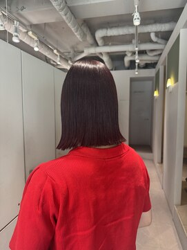 ムーム(Momb) ボルドーとボブ