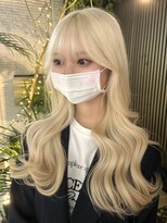 ベル 表参道Terrace(Belle)&nbsp;抜きっぱなしブロンド/ヨシンモリ/ホワイトベージュ/リタッチ