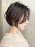 ショートヘア顔周りレイヤーブリーチダブルカラーショートボブ