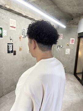 ドアホワイト(door white) 強めプードルパーマ