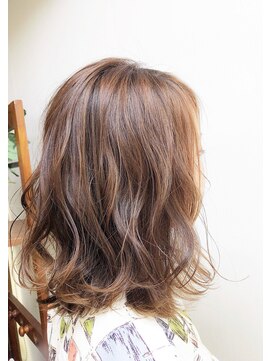 エピス プラス 円山店(epice plus) ハイライト☆外ハネミディ