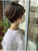 パーマで柔らかふんわりショート