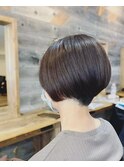 刈り上げショートボブ