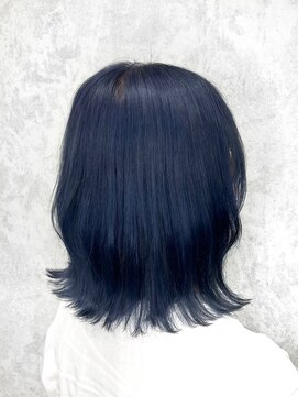 デミヘアー(Demi hair) ブルーブラックカラー×クビレ巻き