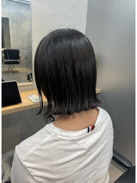 トゥイン 八王子(TWIN) 切りっぱなしボブ/ボブスタイル/髪質改善/八王子駅