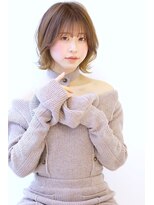 オーロ 西宮店(ORO)&nbsp;外はねミディアム　ハイライト　透明感ベージュ　インナーカラー