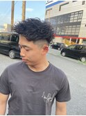 短髪波巻きパーマ