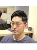 【清潔感×オトナスタイル】アップバングショート