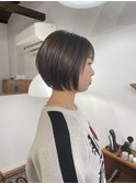 ショートボブ