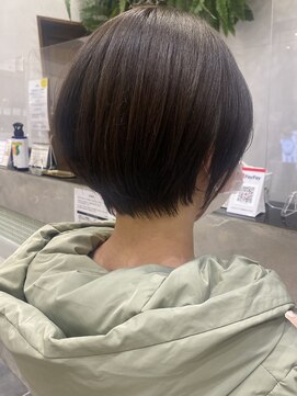ガーデンヨコハマ(GARDEN YOKOHAMA) 30代40代小顔ヘア簡単スタイリングくせ毛カバー丸みショートボブ