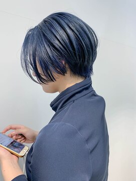 テトヘアー(teto hair) short(ハンサムショート、前下がりショート、ネイビーブルー)