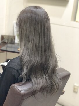 ファシオ ヘア デザイン(faccio hair design) ホワイトアッシュ×ロング