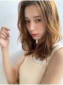【山田】センターパート小顔ヘルシーレイヤー無造作カール