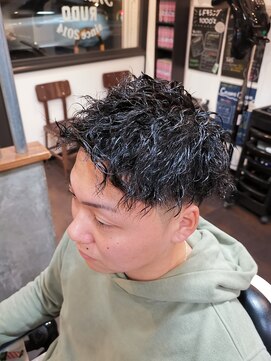 ヘアーワークスルード(Hair works RUDO) ツイスパアップバング