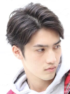 ハレ ヘアサロン(Hale hair salon) Hale刈り上げセンターパートニュアンスパーマフェザーパーマ