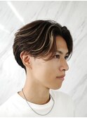 センターパート　ハイライトカラー　メンズ
