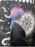 ピンク×水色インナーカラー／派手髪／ウルフ
