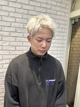 レミー(Remii) メンズスパイキーショート×ブロンドカラー【Remii大通】