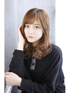 シュシュット(chouchoute) 美髪質改善ホワイトブロンドワイドバングイメチェン外ハネボブ83