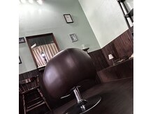 ジズキャンディヘアデザイン(Jizz-candy-hair-design)の雰囲気(落ち着いた雰囲気の店内)