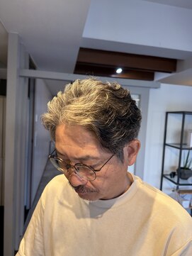 フリーゼアコマキ(FRISEUR) イケオジパーマ