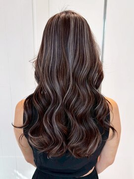 おくれ毛ブリーチ顔周りレイヤー韓国ヘアロング_ba560022