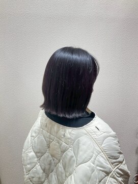 アクセ 切りっぱなしひし形シルエットくびれヘア小顔カット