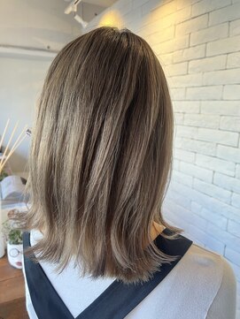 おしゃれ泥棒 《おしゃれ泥棒》パツっとミディー