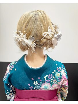 ラトリエコンタン(L´atelier Content) 水引 金箔 成人式ヘア 卒業式ヘア 袴ヘア 振袖ヘア【津田沼】