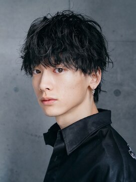 レタッチバイフィフス(RETOUCH by fifth) 無造作パーマ×マッシュスタイルで大人な雰囲気に