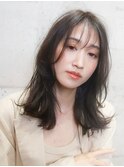 黒髪　グレージュ　ミディアムレイヤー　前髪