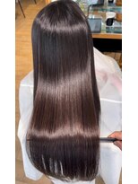 ネオリーブ チロル 横浜西口店(Neolive CiroL.)&nbsp;縮毛矯正　酸性ストレートでつくる髪質改善