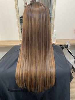 レイール(reir)の写真/【次世代質感再整カラー＋質感改善TR】内側から補修し、今までにない指通りなめらかな艶髪へと導きます＊