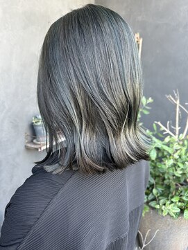 ナナ バイ ピケ(nana by pique) 切りっぱなし／艶からー/暗髪/ダークカラー/グリーン