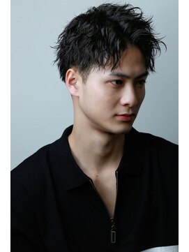 リップス 池袋(LIPPS) ツイストアッパー