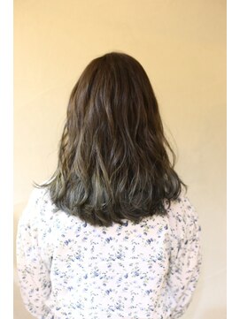 アンソレイユ ヘアー ガーデン(ensoleille hair garden) ロングボブ