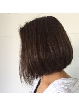 ラッソヘアー(Lasso hair) 前下がりbob
