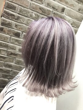 ヘアビューティースタジオ ラルガ(Hair beauty studio Raruga) ★Raruga 小倉魚町★パープル×シルバーのレイヤースタイル
