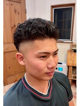 ベイブ ヘア メイク サロン(Babe hair make salon) フェード　ショートパーマ