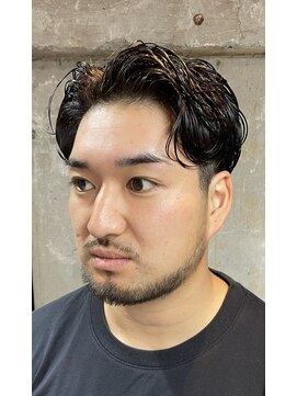 トランクバーバー(TRUNK BARBER) かき上系ビジネスパーマ