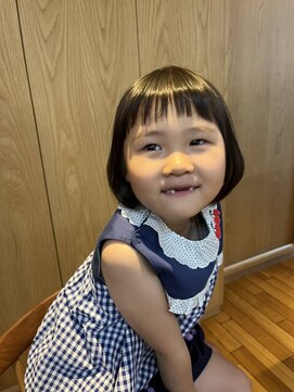 ロジエ(ROSIER) オン眉ボブ