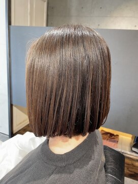 フィール ヘアー(feel hair) 前下がりボブ