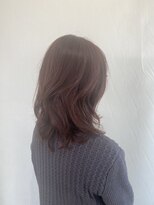 ジュリア(Giulia)&nbsp;巻き髪　ナチュラルカラー　透け感グレージュ