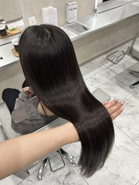 キング(K!ng) 縮毛矯正髪質改善ハイライトレイヤーカット楠葉美容室エクステ