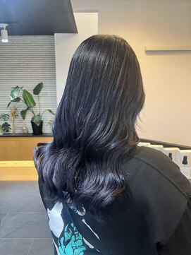 リット(Lit) ブルーラベンダー/暗髪カラー