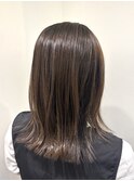 ミディアム＊タッセルカット　透明感カラー（やなせ）