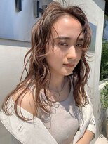 スリー バイ ベルベット 博多(THREE... by velvet) ヘルシーベージュ