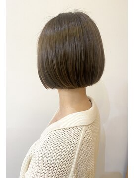 モリオ フロム ロンドン 成増店 【morio成増/一戸】大人可愛いボブオリーブカラー