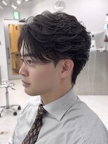 リヴ オオサカ(LIV OSAKA) フェザーパーマフェザーショートシースルーバング毛流れ