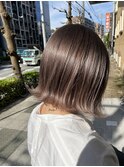 プラムベージュ
